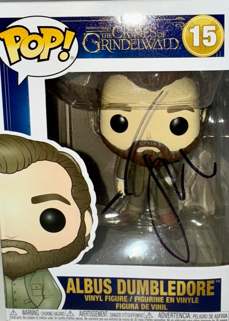 Jude Law Signed Funko Pop #15 "Albus Dumbledore" (Harry Potter) - Beckett COA